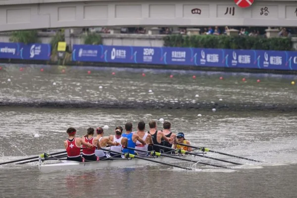 lightweight rowing athletes